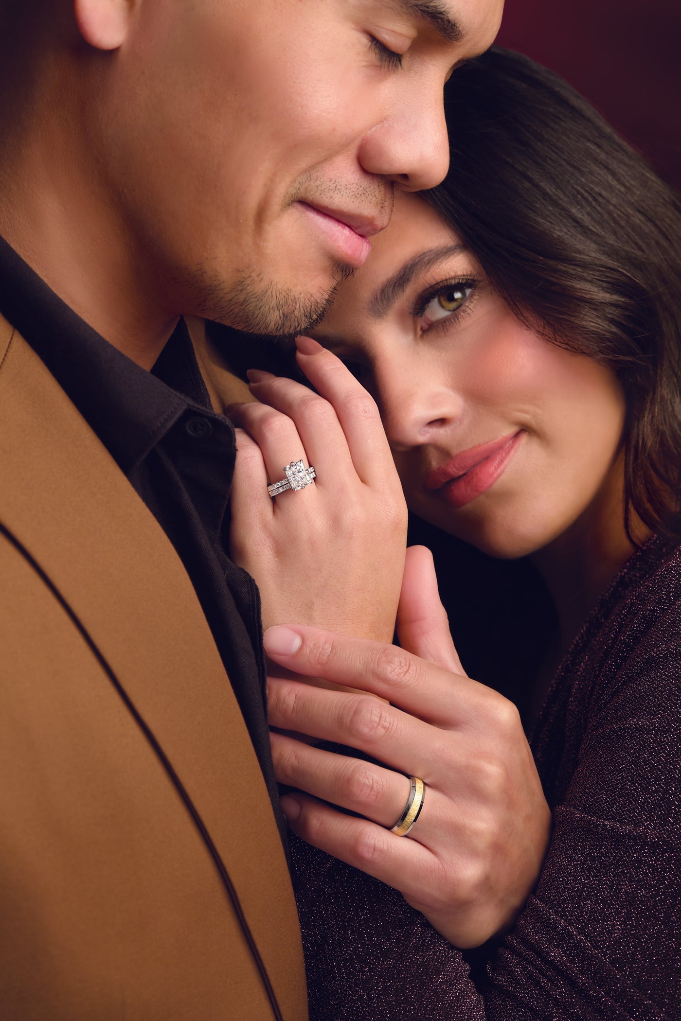 Why Are Some Diamonds the Same Price but Different Specifications?