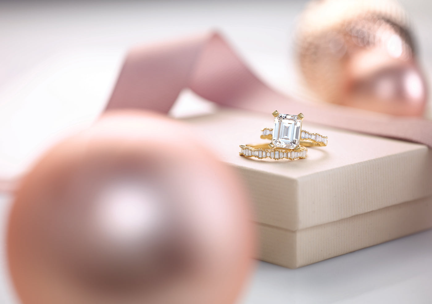 Sparkle in the Season: The Case for Holiday Engagements and Where to Find Your Perfect Ring