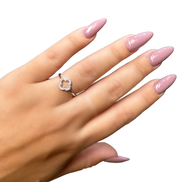 14K Yellow Gold Quatrefoil with Diamonds Ring
