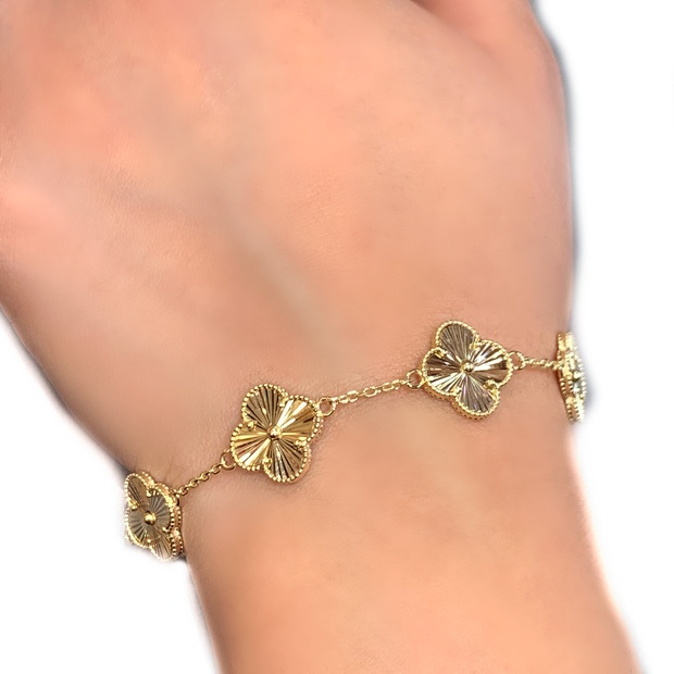 14k Yellow Gold Clover Bracelet