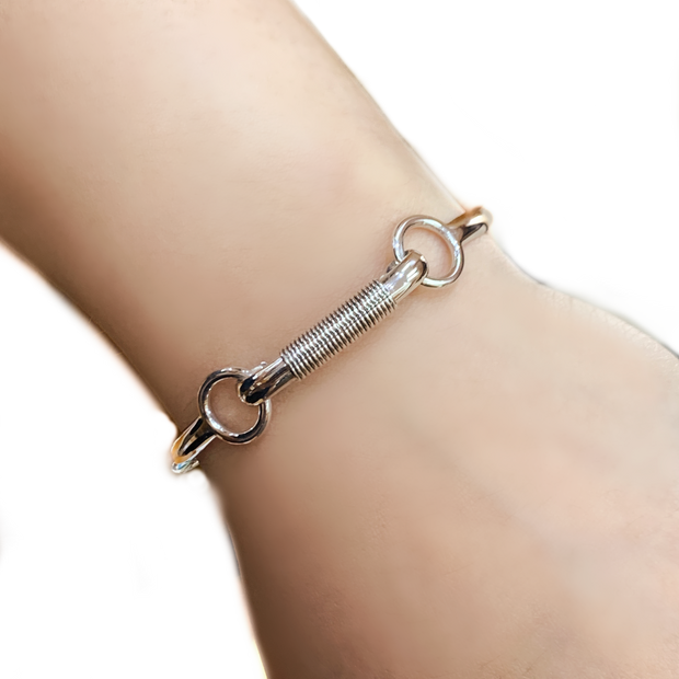 14K White Gold Hook and Eye Bangle Bracelet