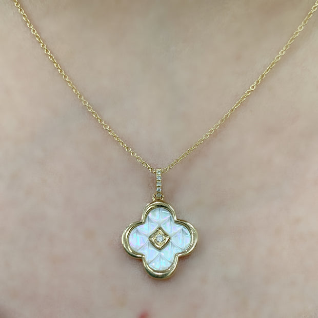 14k Yellow Gold Fluted Mother of Pearl Quatrefoil Diamond Necklace