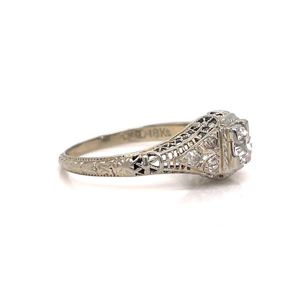 18K Vintage Diamond Engagement Ring